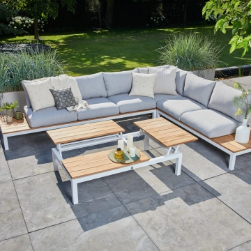 SUNS-Green-Memphis-Loungeset-Mood-11